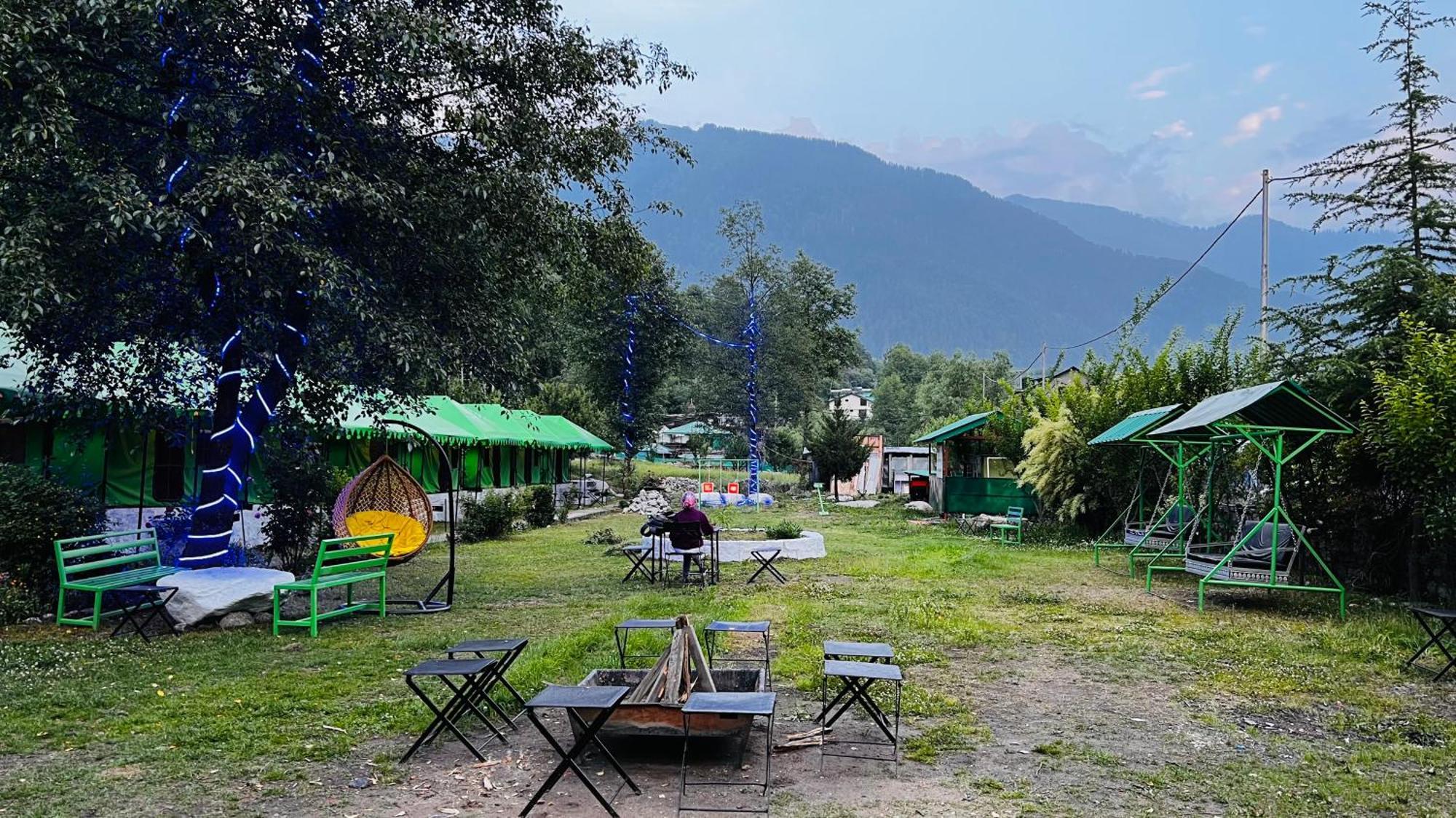 Himalayan Riverside Swiss Cottage Tents, Manali Eksteriør bilde
